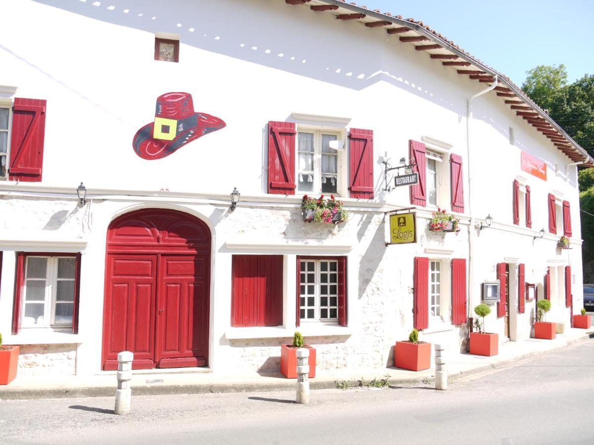 Le Chapeau Rouge Lusignan المظهر الخارجي الصورة